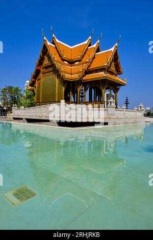 Thailand, Bangkok, temple in the 72nd Anniversary Park Stock Photo