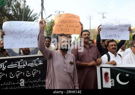 Hyderabad, Pakistan, August 17, 2023. Members of Christian Community are holding protest demonstration against attack on churches in Jaranwala, at Peshawar press club on Thursday, August 17, 2023. Stock Photo