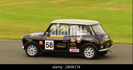 750 MOTOR CLUB AT CADWELL PARK LINCOLNSHIRE 2023 Stock Photo