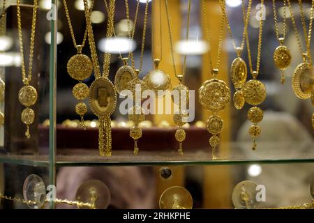 Gaza, Palestine. 17th Aug, 2023. Palestinians shop at the gold market ...