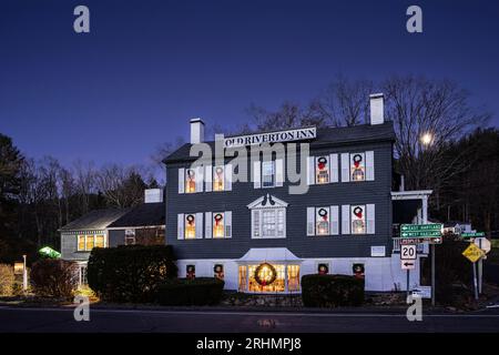 Old Riverton Inn   Riverton, Connecticut, USA Stock Photo