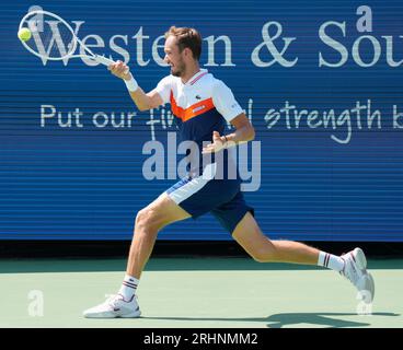 August 16, 2023: Daniil Medvedev (RUS) loses to Alexander Zverev (GER), 6-4, 5-6 at the Western & Southern Open being played at Lindner Family Tennis Center in Mason, Ohio, {USA} © Leslie Billman/Tennisclix/Cal Sport Media Stock Photo