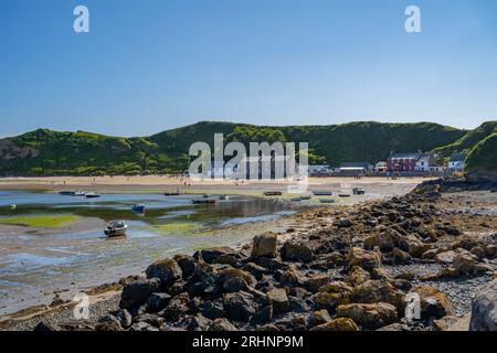 Looking along The beach towards Porthdinllaen at Traeth Morfa Nefynm on the north coast of the Llyn. Peninsula north Wales. Stock Photo