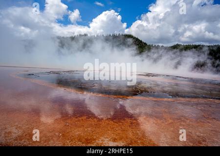 Excelsior Geyser Crater.  Grand Prismatic Spring at Yellowstone’s Midway Geyser Basin. Wyoming, USA Stock Photo