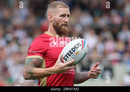 Leigh, UK. 19th Aug, 2023. Leigh Sports Stadium, Leigh Sports Village, Sale Way, Leigh, Greater Manchester, 19th August 2023. Betfred Super League Leigh Leopards v Catalan Dragons Sam Tomkins of Catalans Dragons Credit: Touchlinepics/Alamy Live News Stock Photo