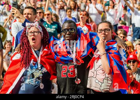 London, UK. 20th Aug, 2023. Fans in Victoria Park, at All Points East Festival's In the NBHD, to watch the Lionesses in the the England v Spain, FIFA Women's World Cup final. Credit: Guy Bell/Alamy Live News Stock Photo
