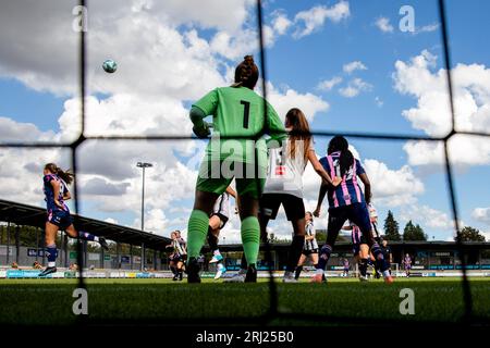 London, UK. 20th Aug, 2023. London, England, August 20th 2023: Action in the goalmouth during the London and South East Regional Womens Premier League game between Dartford FC and Dulwich Hamlet at Princes Park Stadium in London, England. (Liam Asman/SPP) Credit: SPP Sport Press Photo. /Alamy Live News Stock Photo