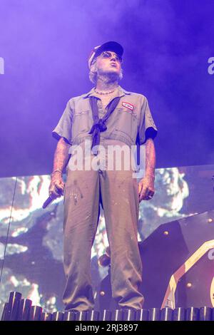 Milwaukee, USA. 18th Aug, 2023. Yelawolf (Michael Wayne Atha) during the Backroad Baptism Tour at American Family Insurance Amphitheater on August 18, 2023, in Milwaukee, Wisconsin (Photo by Daniel DeSlover/Sipa USA) Credit: Sipa USA/Alamy Live News Stock Photo