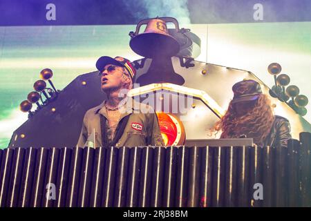 Milwaukee, USA. 18th Aug, 2023. Yelawolf (Michael Wayne Atha) during the Backroad Baptism Tour at American Family Insurance Amphitheater on August 18, 2023, in Milwaukee, Wisconsin (Photo by Daniel DeSlover/Sipa USA) Credit: Sipa USA/Alamy Live News Stock Photo