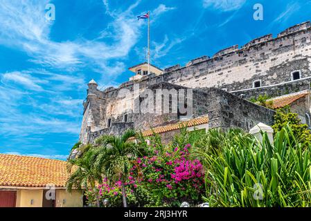 Havana and fortification sites hi-res stock photography and images - Alamy