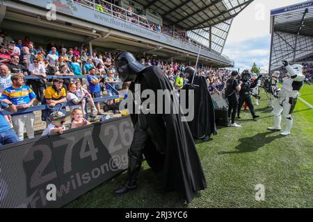 Leeds, UK. 20th Aug, 2023. Sentinel Squad UK Star Wars themed characters offer entertainment ahead of the Betfred Super League Round 22 match Leeds Rhinos vs Warrington Wolves at Headingley Stadium, Leeds, United Kingdom, 20th August 2023 (Photo by James Heaton/News Images) in Leeds, United Kingdom on 8/20/2023. (Photo by James Heaton/News Images/Sipa USA) Credit: Sipa USA/Alamy Live News Stock Photo