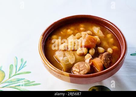 Chickpea stew with leek, carrot and chorizo