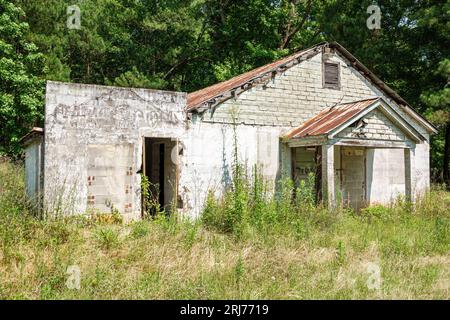 Winnsboro South Carolina,empty vacant abandoned former businesses,roadside commercial real estate,rural economy lost jobs,outside exterior,building fr Stock Photo