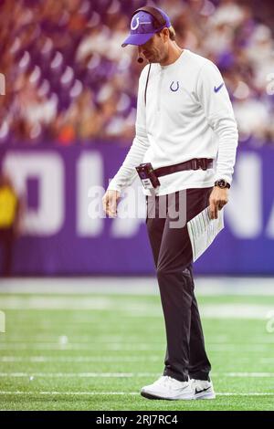 Indianapolis Colts head coach Shane Steichen, left, and Jacksonville ...