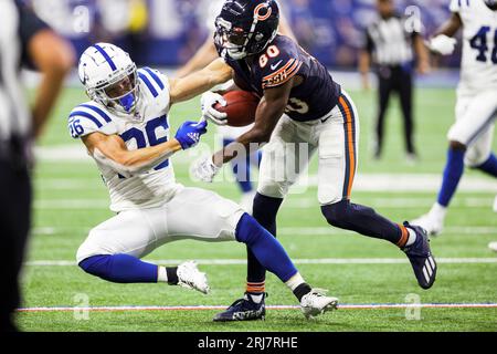 Chicago Bears wide receiver Darnell Mooney catches a ball at the NFL  football team's training camp in Lake Forest, Ill., Thursday, July 27,  2023. (AP Photo/Nam Y. Huh Stock Photo - Alamy