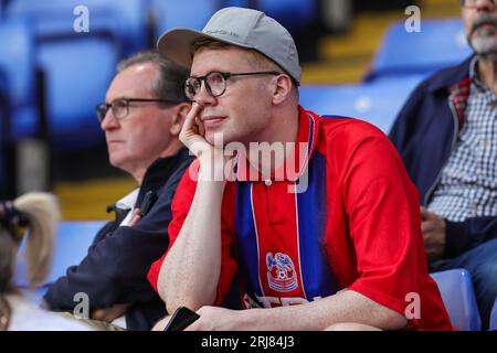 Crystal Palace fans begin to take their seat ahead of the Premier League match Crystal Palace vs Arsenal at Selhurst Park, London, United Kingdom, 21st August 2023  (Photo by Mark Cosgrove/News Images) Stock Photo