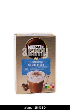 https://l450v.alamy.com/450v/2rj93bd/wetzlar-hesse-germany-04-06-2023-box-of-nescafe-gold-cappuccino-instant-low-sugar-2rj93bd.jpg