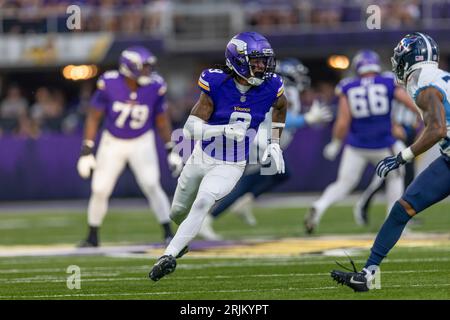 Minnesota Vikings safety Camryn Bynum warms up before their game against  the San Francisco 49ers during an NFL preseason football game, Saturday,  Aug. 20, 2022, in Minneapolis. (AP Photo/Craig Lassig Stock Photo 