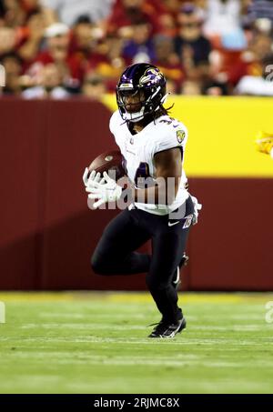 Baltimore Ravens running back Keaton Mitchell outruns Washington  Commanders' defense on 31-yard sprint