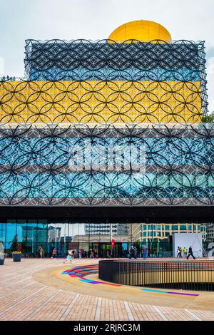 Library of Birmingham in downtown Birmingham England UK on an overcast day. Stock Photo