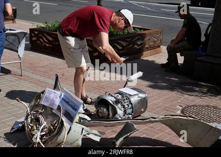 August 23, 2023: People look at a destroyed Russian missile displayed as a symbol of war in the center of Kyiv. (Credit Image: © SOPA Images via ZUMA Press Wire) EDITORIAL USAGE ONLY! Not for Commercial USAGE! Stock Photo