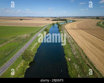 The river Welland running through Lincolnshire between Market Deeping and Crowland Stock Photo