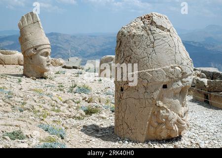 Giant God heads on Mount Nemrut. Anatolia, Turkey. Ancient colossal stone statues representing legendary mythological figures Stock Photo