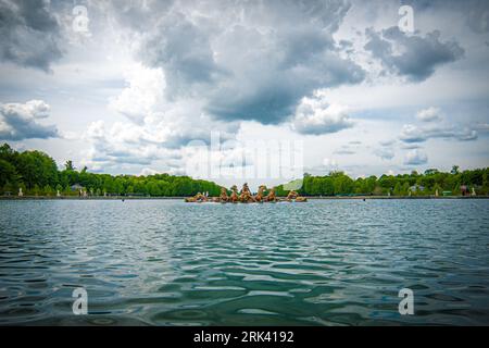 Versailles, France, 04 mai 2022, Parc du château de Versailles, Fontaine d'apollon Stock Photo