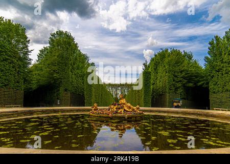 Versailles, France, 04 mai 2022, Parc du château de Versailles, Bassin de Flore Stock Photo