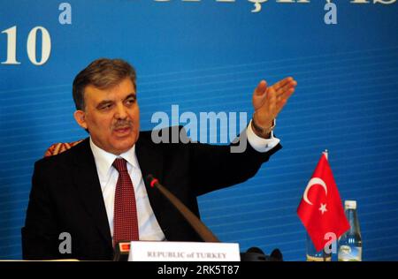 Bildnummer: 53753893  Datum: 26.01.2010  Copyright: imago/Xinhua (100126) -- ISTANBUL, Jan. 26, 2010 (Xinhua) -- Turkish President Abdullah Gul attends a news conference after the Summit of Friendship and Cooperation in the Heart of Asia opened in Istanbul, Turkey, on Jan. 26, 2010. Yang Jiechi, Chinese Minister of Foreign Affairs, attended the summit on Tuesday. (Xinhua/Zhang Meng) (lmz) (3)TURKEY-ISTANBUL-SUMMIT ON FRIENDSHIP AND COOPERATION IN THE HEART OF ASIA PUBLICATIONxNOTxINxCHN Konferenz Freundschaft Zusammenarbeit People Politik kbdig xub 2010 quer premiumd     Bildnummer 53753893 Da Stock Photo