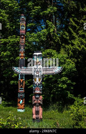 Thunderbird House Post Totem Pole in Vancouver Stock Photo