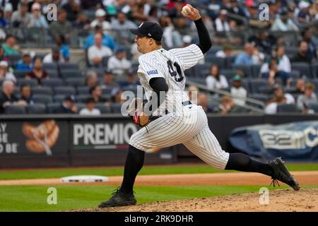 New York Yankees relief pitcher Tommy Kahnle (41) in the eighth inning of a  baseball game Sunday, July 16, 2023, in Denver. (AP Photo/David Zalubowski  Stock Photo - Alamy