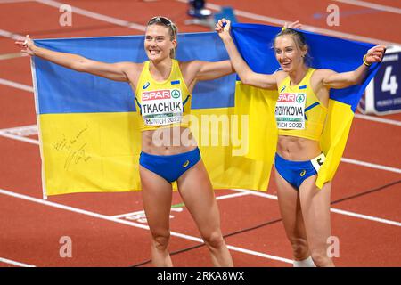 Viktoriya Tkachuk (Silver Medal) and Anna Ryzhykova (Bronze Medal