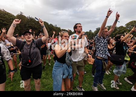 Paris, France. 23rd Aug, 2023. Crowds of people seen dancing during the live concert. The first day of 20th edition of the French music festival Rock en Seine had about 40,000 people that attended the concert of the American artist Billie Eilish, at Domaine National de Saint-Cloud. (Photo by Telmo Pinto/SOPA Images/Sipa USA) Credit: Sipa USA/Alamy Live News Stock Photo