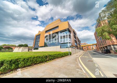 City landmark and center of learning and further education for the public and university of Worcester students,with many facilities.Modern architectur Stock Photo