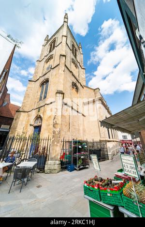 Worcester,Worcestershire,UK-August 17 2023:The eastern end and bell tower of the historic 17th Century Anglican building,a narrow street connects pede Stock Photo
