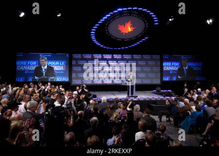 Bildnummer: 55312313  Datum: 03.05.2011  Copyright: imago/Xinhua (110503) -- OTTAWA, May 3, 2011 (Xinhua) -- Canada s Conservative Party Leader and Prime Minister Stephen Harper speaks to supporters at his campaign headquarters in Calgary, Alberta, Canada, on May 2, 2011. Canada s Conservative Party led by Prime Minister Stephen Harper won the 41st federal election and will form its first majority government, according to the latest projections of the country s leading television networks. (Xinhua/Christopher Pike) CANADA-FEDERAL ELECTION-CONSERVATIVE PARTY-WIN PUBLICATIONxNOTxINxCHN People Po Stock Photo