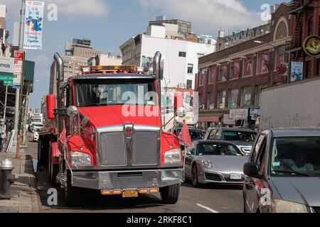 NEW YORK, USA-AUGUST 5, 2023: Street scene in Chinatown, Manhattan Stock Photo