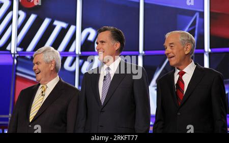 Bildnummer: 55453502  Datum: 13.06.2011  Copyright: imago/Xinhua (110614) -- MANCHESTER, June 14, 2011 (Xinhua) -- Republican candidates (L to R) former House Speaker Newt Gingrich, former Massachusetts Governor Mitt Romney and Texas congressman Ron Paul attend their debate June 13, 2011 at Saint Anselm College in Manchester, New Hampshire. Seven Republican wannabes on Monday participated in the first major GOP Primary debate for next year s presidential election in Manchester, New Hampshire. (Xinhua/Wang Fengfeng) (yc) US-REPUBLICANS-CANDIDATES-DEBATE PUBLICATIONxNOTxINxCHN People Politik xdp Stock Photo