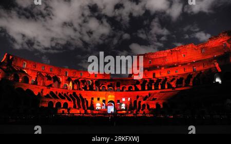 Bildnummer: 55470566  Datum: 05.10.2010  Copyright: imago/Xinhua (110617) --  , June 17, 2011 (Xinhua) -- Photo taken on Oct.5, 2010 shows the night view of the Roman Amphitheatre in Rome, Italy s capital city. According to lengend, Rome was founded in 753 BC. (Xinhua/Wang Qingqin)(srb) FRANCE-PARIS-UNESCO-WORLD HERITAGE COMMITTEE-35TH SESSION-BACKGROUND PUBLICATIONxNOTxINxCHN Reisen Highlight xub   quer o0 abends ITA    Bildnummer 55470566 Date 05 10 2010 Copyright Imago XINHUA  June 17 2011 XINHUA Photo Taken ON OCT 5 2010 Shows The Night View of The Novel Amphitheatre in Rome Italy S Capita Stock Photo