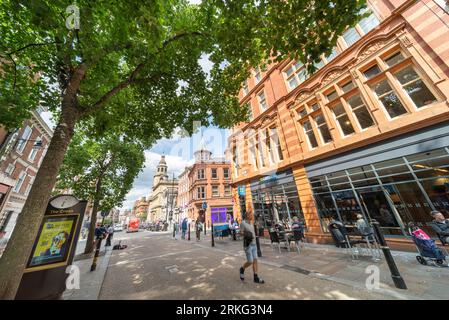 worcester,Worcestershire,UK-August 21 2023:The main shopping area of the historic city,now partially pedestrianized and lined with many shops,cafes,re Stock Photo