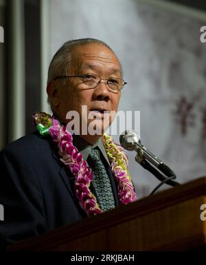 Bildnummer: 56081093  Datum: 22.09.2011  Copyright: imago/Xinhua (110923) -- HAWAII, Sep. 23, 2011 (Xinhua) -- Calvin Say, Speaker of the Hawaii House of Representatives, speaks at the opening of the Photo Exhibition to mark the 100th anniversary of the 1911 Revolution or Xinhai Revolution in Hawaii, the United States, on September 22, 2011. (Xinhua/Yang Lei) (qs) US-HAWAII-EXHIBITION-XINHAI REVOLUTION PUBLICATIONxNOTxINxCHN People Politik xda x0x 2011 hoch      56081093 Date 22 09 2011 Copyright Imago XINHUA  Hawaii Sep 23 2011 XINHUA Calvin say Speaker of The Hawaii House of Representatives Stock Photo