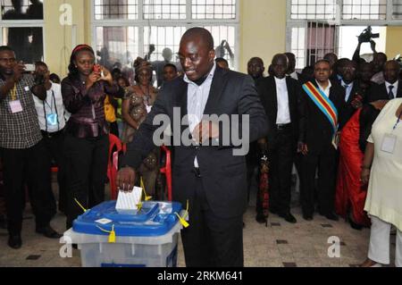 Bildnummer: 56528537  Datum: 28.11.2011  Copyright: imago/Xinhua (111129) -- KINSHASA, Nov. 29, 2011 (Xinhua) -- Incumbent president and presidential candidate Joseph Kabila votes at a polling station in Kinshasa, capital of the Democratic Republic of Congo (DR Congo), on Nov. 28, 2011. DR Congo held presidential and legislative elections on Monday. A total of 11 candidates are running for the presidency. (Xinhua/Han Bing) (djj) DR CONGO-KINSHASA-ELECTIONS PUBLICATIONxNOTxINxCHN People Politik Wahlen Präsidentschaftswahlen Parlamentswahlen Kongo x0x xtm premiumd 2011 quer      56528537 Date 28 Stock Photo