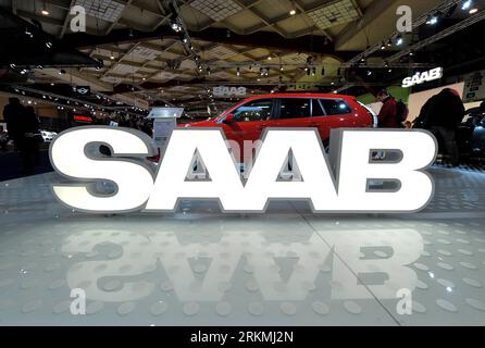 Bildnummer: 56764038  Datum: 14.01.2010  Copyright: imago/Xinhua (111220) -- BRUSSELS, Dec. 20, 2011 (Xinhua) ¨C This file photo shows the logo of Swedish carmaker SAAB at Brussels Auto Show in Brussels, capital of Belgium on Jan. 14, 2010. The Swedish automaker SAAB hit his end of more than 60 years after Sweden s Vanersborgs District Court approved Saab s bankruptcy petition on Dec. 19, 2011. (Xinhua/Wu Wei)(yt) SAAB-BANKRUPT-FILE PUBLICATIONxNOTxINxCHN Wirtschaft Autoindustrie Automesse Logo xbs x0x 2011 quer premiumd      56764038 Date 14 01 2010 Copyright Imago XINHUA  Brussels DEC 20 201 Stock Photo