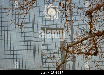 Bildnummer: 56948239  Datum: 23.01.2012  Copyright: imago/Xinhua (120123) -- TEHRAN, Jan. 23, 2012 (Xinhua) -- Photo taken on Jan. 23, 2012 shows Iranian Central Bank s building in northern Tehran, capital of Iran. The European Union (EU) on Monday imposed further sanctions against Iranian oil exports and central bank, a move aimed to ramp up pressure over the country s much disputed nuclear program. (Xinhua/Ahmad Halabisaz)(zx) IRAN-TEHRAN-EU-SANCTIONS PUBLICATIONxNOTxINxCHN Wirtschaft Bank Gebäude Zentralbank premiumd xbs x0x 2012 quer      56948239 Date 23 01 2012 Copyright Imago XINHUA  TE Stock Photo