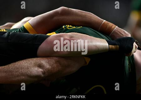 Twickenham, United Kingdom. 25th Aug, 2023. New Zealand V South Africa 2023 Rugby World Cup warm up match for the Qatar Airways Cup. Twickenham Stadium. Twickenham. The arms tangle at the scrum during the New Zealand V South Africa 2023 Rugby World Cup warm up match for the Qatar Airways Cup. Credit: Sport In Pictures/Alamy Live News Stock Photo