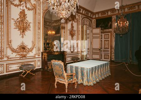 Lot De 2 Gravures Rococo Encadrées - Scènes De Cour à Versailles, Originales, USA