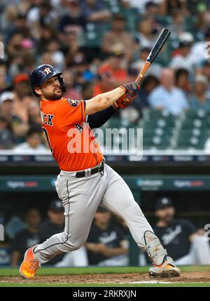 Astros OF Kyle Tucker's hilarious 8-word message to Chas McCormick