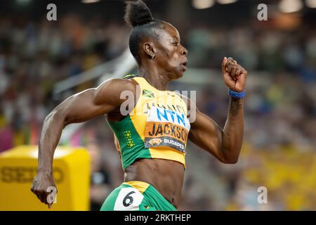 Budapest, Hungary. 25th Aug, 2023. Shericka Jackson of Jamaica competes during the women's 200 meters final during the World Athletics Championships in Budapest, Hungary, Aug. 25, 2023. Credit: Meng Dingbo/Xinhua/Alamy Live News Stock Photo