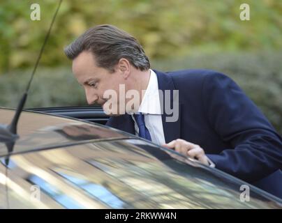 Bildnummer: 58740998  Datum: 22.11.2012  Copyright: imago/Xinhua (121122)  - BRUSSELS, Nov. 22, 2012 (Xinhua)  - British Prime Minister David Cameron leaves after bilateral meeting with EU leadership ahead of EU extraordinary summit in Brussels, capital of Belgium on Nov. 22, 2012. Top leaders of the European Union (EU) on Thursday began hard talks over the bloc s budget framework for 2014-2020 at a crucial summit amid competing demands of member states that could lead to all-night bargaining.(Xinhua/Wu Wei)(yt) BELGIUM-EU-SUMMIT-BUDGET PUBLICATIONxNOTxINxCHN People Politik xjh x0x premiumd 20 Stock Photo